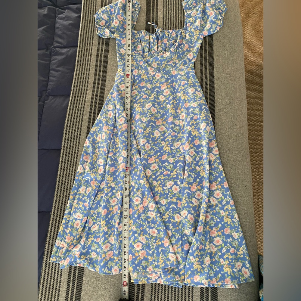 NWT Forever 21 Milkmaid Cottage core Blue Floral midi dress size small - Picture 16 of 16
